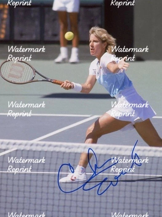 CHRIS EVERT TENNIS LEGEND SIGNED GLOSSY PHOTO 8"X11".#1