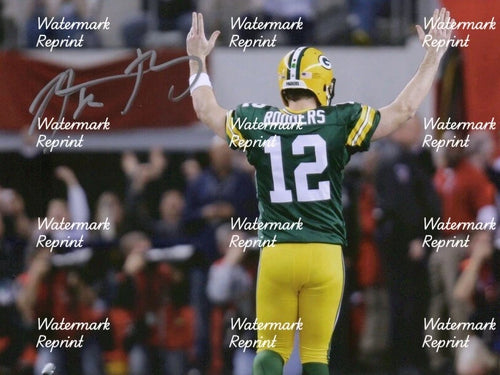 AARON RODGERS GREEN BAY PACKERS SIGNED GLOSSY PHOTO 11"X8". #1