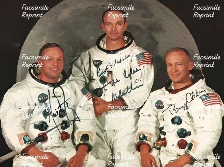 APOLLO-11 NEIL ARMSTRONG BUZZ ALDRIN & MICHAEL COLLINS FACSIMILE SIGNED 8"X11".