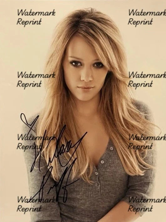 HILARY DUFF AMERICAN ACTRESS SINGER SONG-WRITER SIGNED PHOTO 8"X11". #6