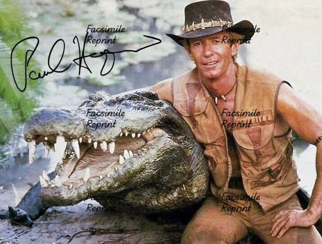 PAUL HOGAN AUSTRALIAN ACTOR COMEDIAN FACSIMILE SIGNED PHOTO 8"x11".