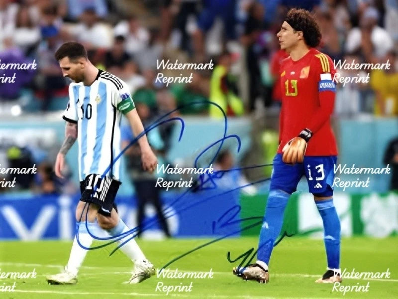 GUILLERMO OCHOA MEXICO FOOTBALL PLAYER SIGNED GLOSSY PHOTO 8"X11".#3