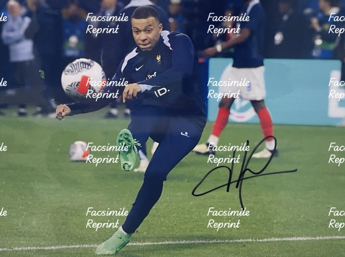 KYLIAN MBAPPE FRANCE SOCCER FIFA 2026 FACSIMILE SIGNED GLOSSY PHOTO 8"X11". #5