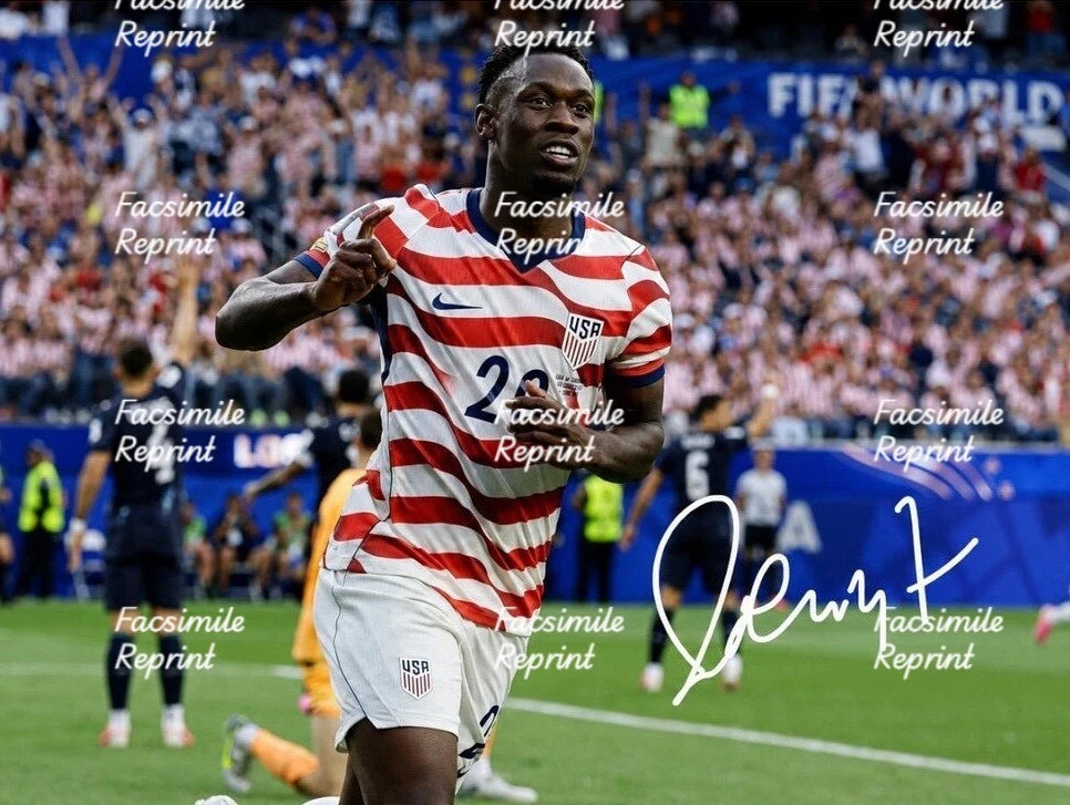 FOLARIN BALOGUN AMERICAN SOCCER  2026 FACSIMILE SIGNED GLOSSY PHOTO 8"X11". #2