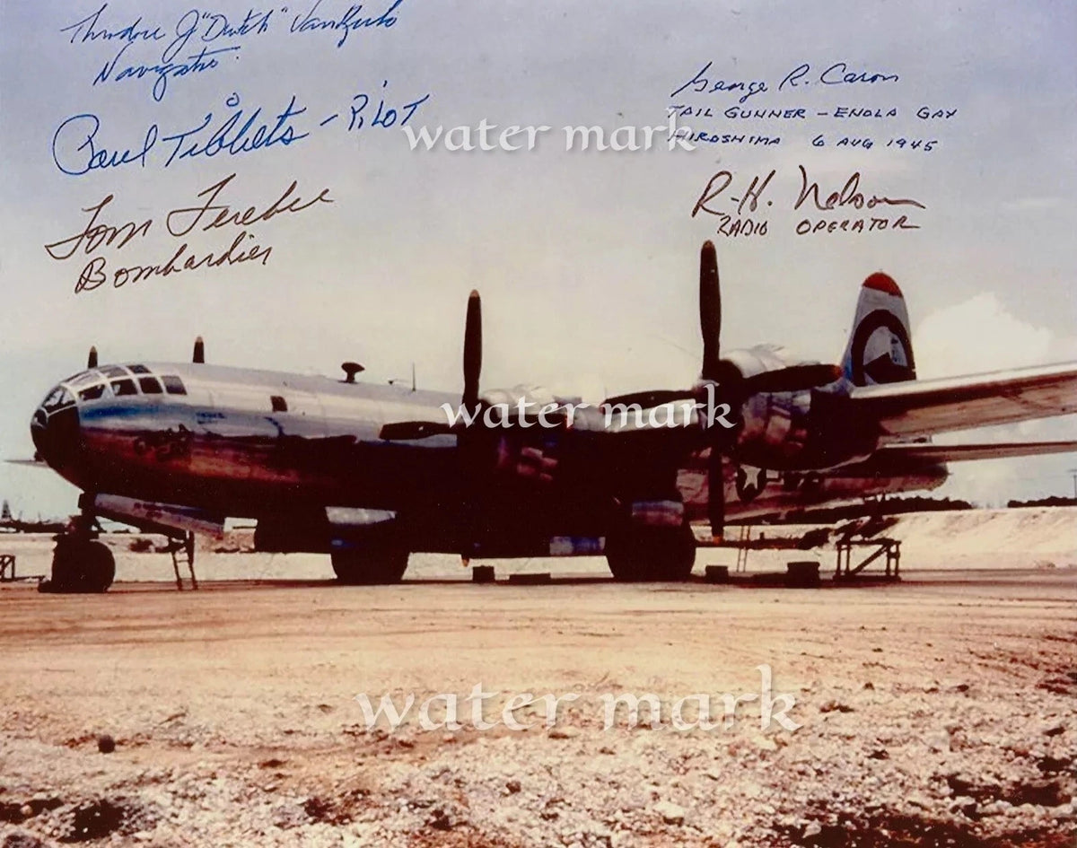 ENOLA GAY-ATOMIC BOMBER IN WORLD WAR II CREW MEMBERS REPRINT PHOTO SIGNED 11"X8"