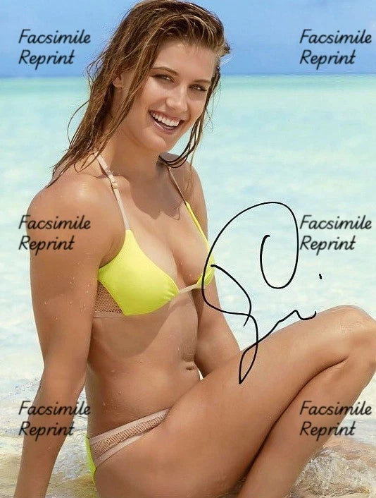 EUGENIE BOUCHARD FORMER TENNIS PLAYER CANADA FACSIMILE SIGNED PHOTO 8"X11".#5