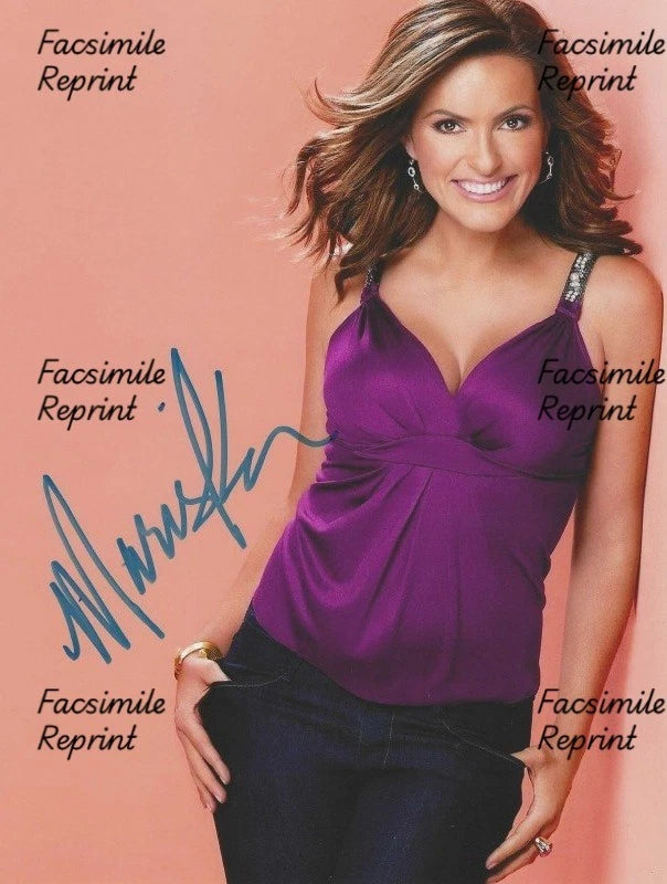 MARISKA HARGITAY AMERICAN ACTRESS PHILANTHROPIST FACSIMILE SIGNED PHOTO 8"X11"#9