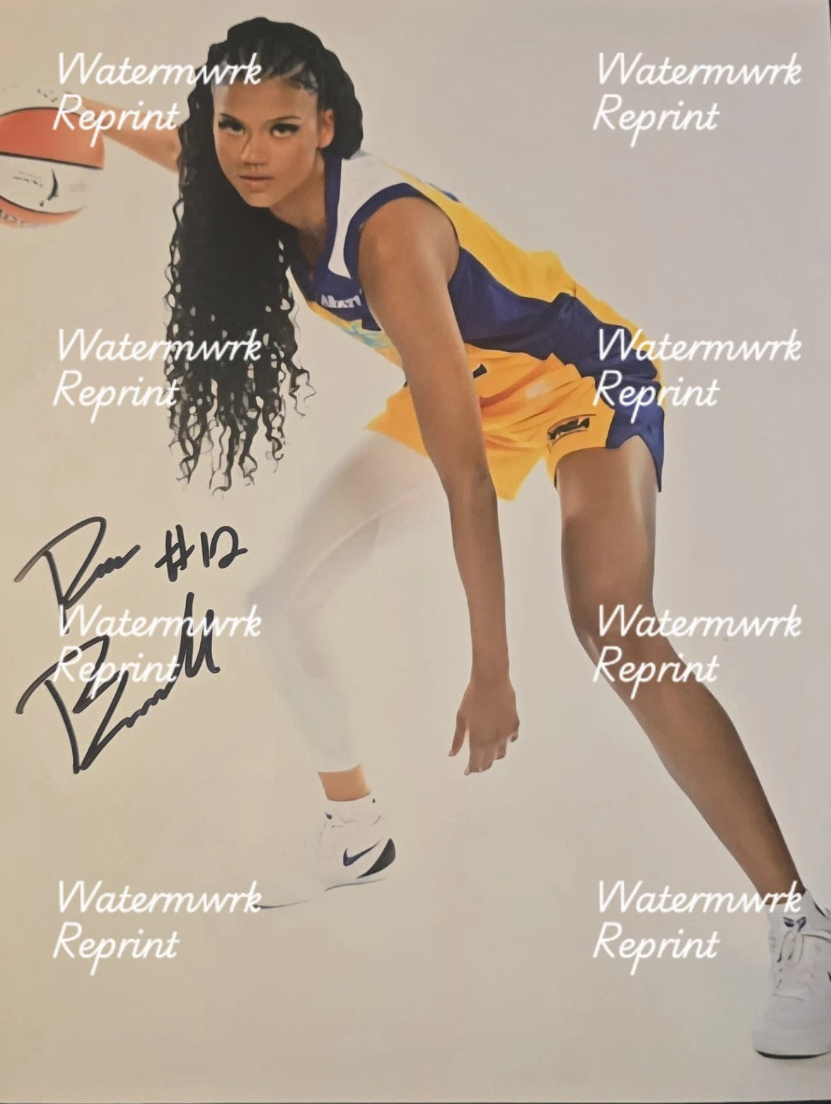 RAE BURRELL WNBA BASKETBALL SIGNED GLOSSY PHOTO 8"X11". #4