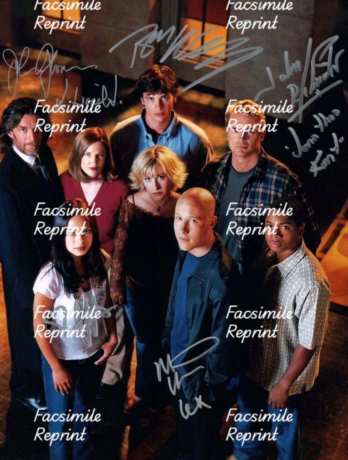 SMALLVILLE AMERICAN TELEVISION SERIES CAST FACSIMILE SIGNED PHOTO 8"X11". #1