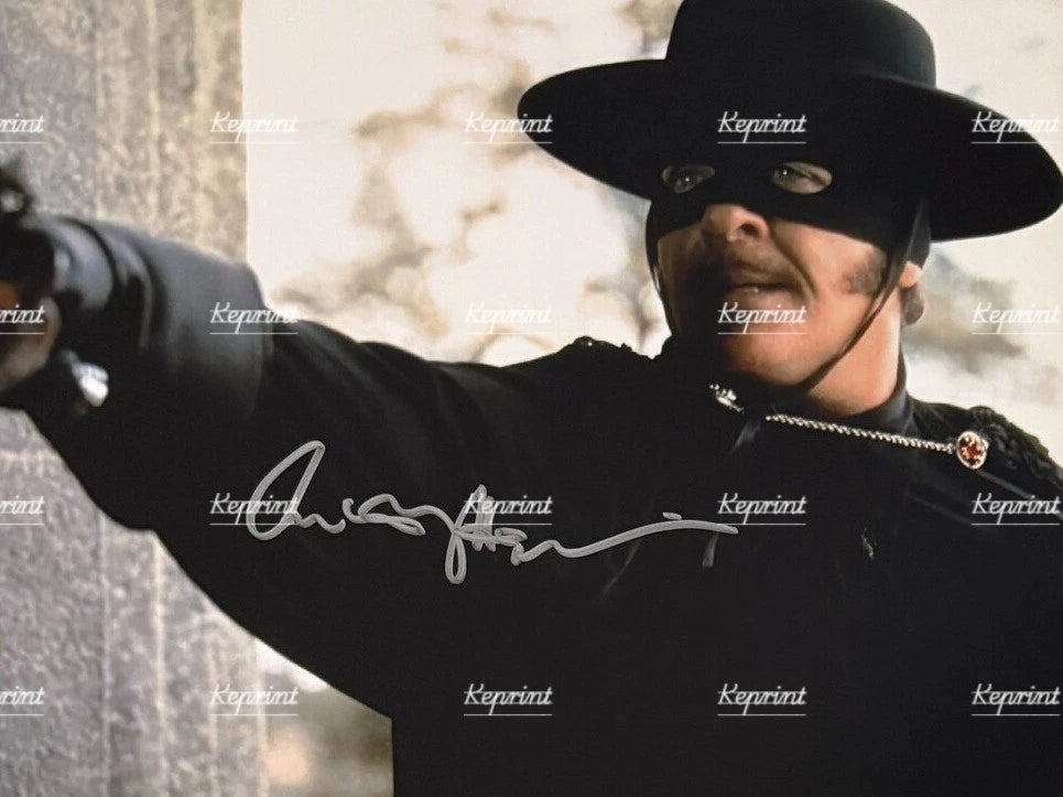ANTHONY HOPKINS  THE MASK OF ZORRO WELSH ACTOR SIGNED GLOSSY PHOTO 11"X8". #9