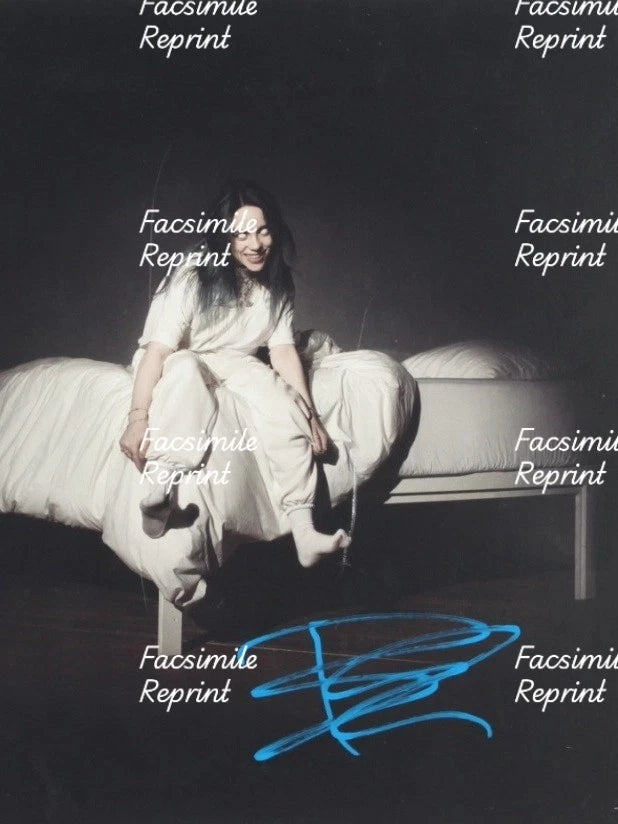 BILLIE EILISH AMERICAN SINGER SONGWRITER FACSIMILE SIGNED PHOTO 8"X11". #2