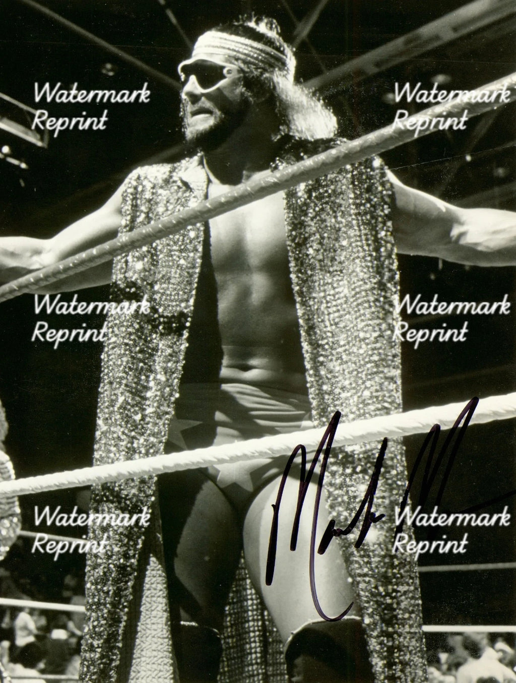 MACHO MAN RANDY SAVAGE AMERICAN WRESTLER SIGNED GLOSSY B/W PHOTO 8"X11". #2