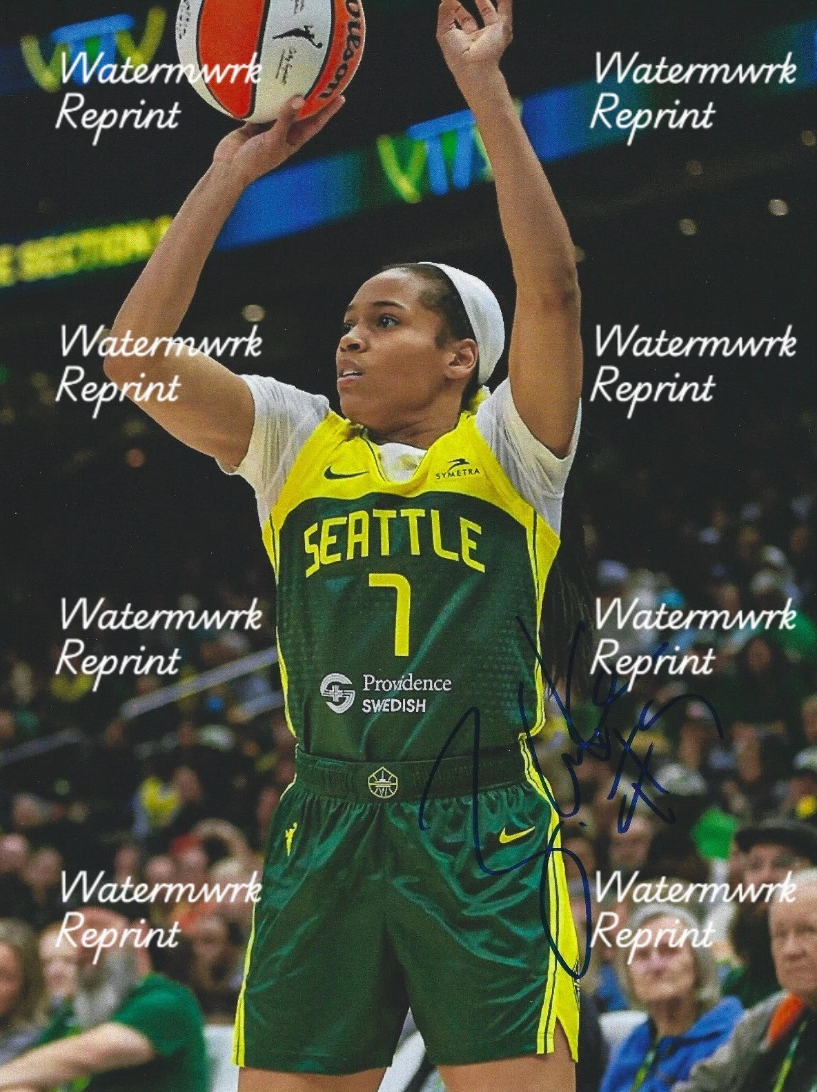 ZIA COOKE WNBA BASKETBALL SIGNED GLOSSY PHOTO 8"X11". #3