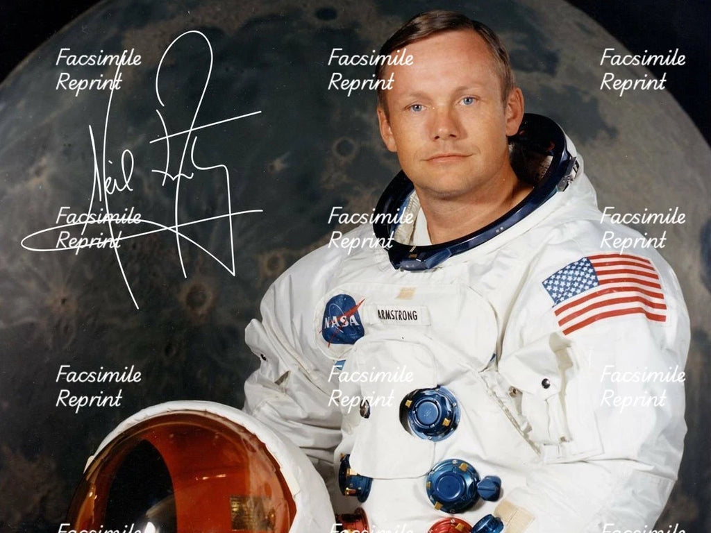 ASTRONAUT NEIL ARMSTRONG SPACE FACSIMILE REPRINT SIGNED PHOTO 8"X11".#2