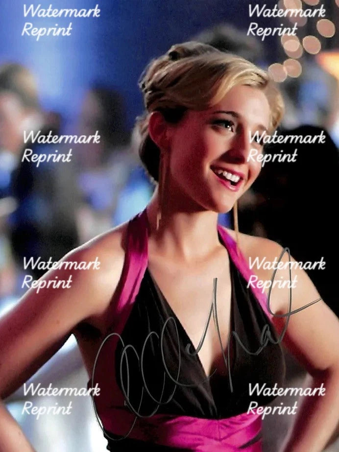 ALLISON MACK AMERICAN ACTRESS SIGNED GLOSSY PHOTO 8"X11". #3