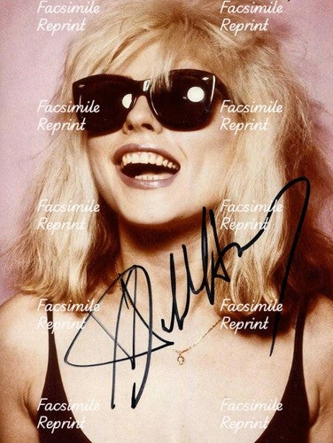 DEBBIE HARRY BLONDIE AMERICAN ROCK BAND FACSIMILE SIGNED PHOTO 8"X11".