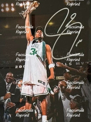PAUL PIERCE BOSTON CELTICS AMERICAN BASKETBALL NBA SIGNED GLOSSY PHOTO 8"X11".