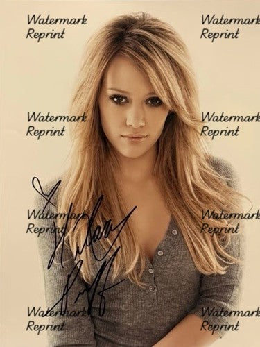 HILARY DUFF AMERICAN ACTRESS SINGER SONG-WRITER SIGNED PHOTO 8"X11". #6