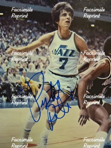 PETE MARAVICH BASKETBALL LEGEND FACSIMILE SIGNED GLOSSY PHOTO 8"X11".#3